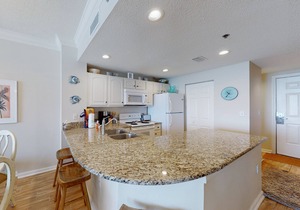 Waterfront condo with indoor & outdoor pools, hot tubs, & on-site restaurants