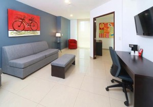 Wyndham Garden Guadalajara Acueducto
