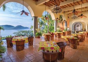Zihuatanejo Resort Hotel