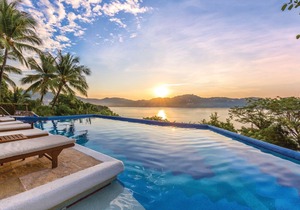 Zihuatanejo Resort Hotel