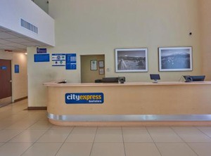 City Express Puebla Finsa | Cuautlancingo