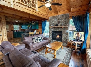 Awestruck | Gatlinburg - Pigeon Forge