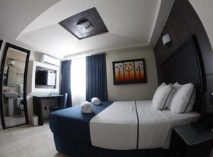 Hotel Portonovo Plaza Malecon | Colonia 5 de Diciembre