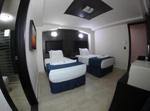 Hotel Portonovo Plaza Malecon | Colonia 5 de Diciembre