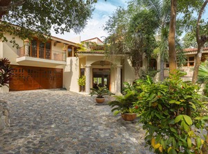 Mansion | South Shore Hotel Area