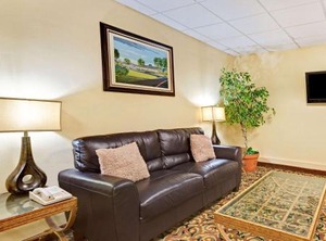 Ramada | Kittery
