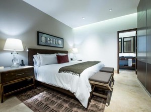 Hotel Expo | Financial District