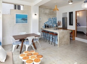Villa Dorado | North End