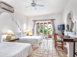 Zihuatanejo Resort Hotel | Almacen