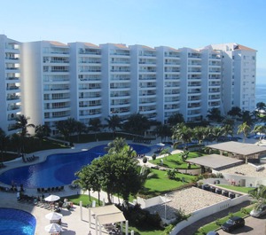 Villa Magna Beachfront 