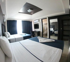 Hotel Portonovo Plaza Malecon 