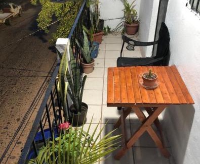 Emiliano Zapata House | 04 Habitación Independiente en Zona Romántica a solo 3 cuadras de la playa