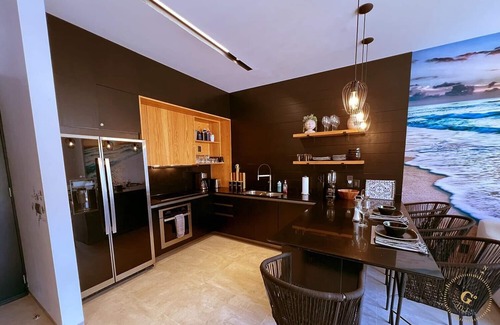 Romantic Zone Condo | 1 BR, Romantic Zone, 360° Rooftop Pool & Parking