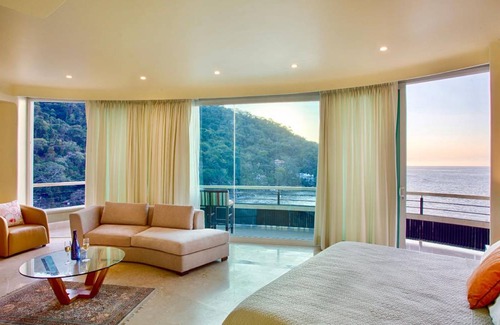 Boca de Tomatlan House | 1000 m² House ∙ 9 bedrooms ∙ 22 guests
