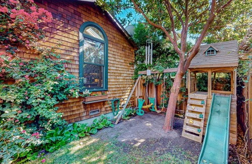 North Berkeley House | 106 m² House ∙ 3 bedrooms ∙ 6 guests