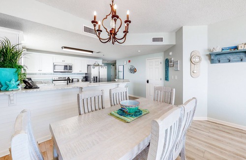 Fort Morgan Condo | 11th Floor, Bayfront Condo w/Amazing Views plus Shared Pools, Tennis, & Gym