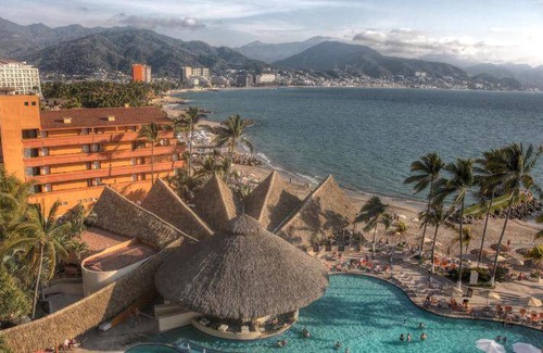 South Hotel Zone Resort | 125 m² Resort ∙ 127 guests
