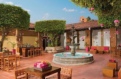 South Hotel Zone Resort | 125 m² Resort ∙ 127 guests