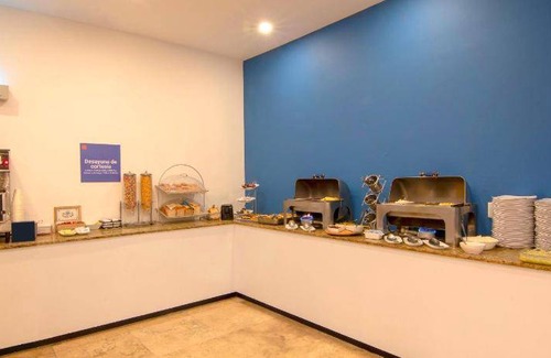 Coatzacoalcos Hotel | 13 m² Hotel ∙ 6 guests