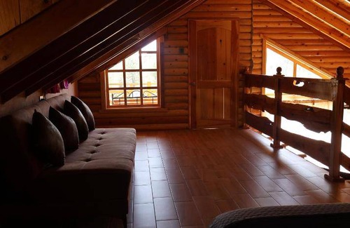 Creel Ski Chalet | 130 m² Chalet ∙ 2 bedrooms ∙ 12 guests