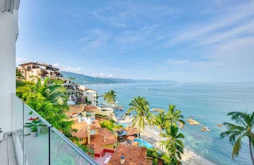 South Shore Hotel Area Apartment | 139 m² Apartment ∙ 2 bedrooms ∙ 4 guests
