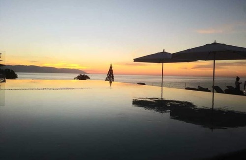 South Shore Hotel Area Apartment | 14TH FLOOR APTM, INDAH BY SAYAN: SPECTACULAR VIEWS!