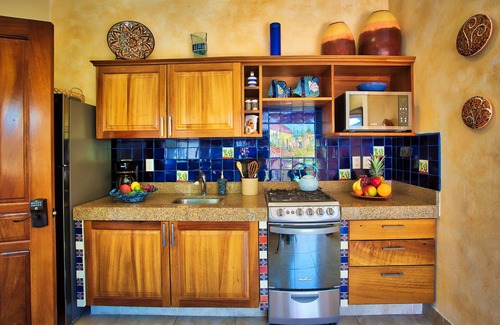 Bucerias House | 1BED/1BATH~ZONA DORADA~1 BLOCK to BEACH~FULL KITCHEN~HEATED POOL~A/C~LAUNDRY