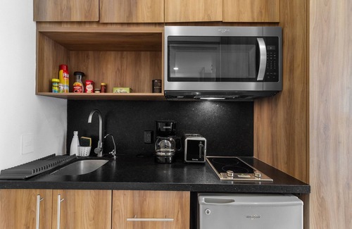 Bucerias House | 1BR Studio in the Golden Zone One block from the beach