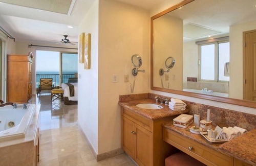 Los Cabos Resort | 2 Brdm Suite at Villa del Arco Resort & Spa w/ Tennis, Pickleball & more!