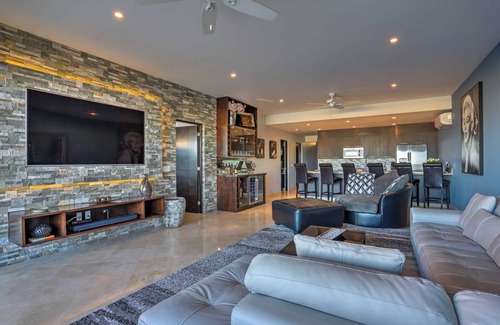 Pedregal Apartment | 204 m² Apartment ∙ 3 bedrooms ∙ 6 guests