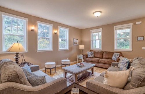 Roads End House | 209 m² House ∙ 3 bedrooms ∙ 7 guests