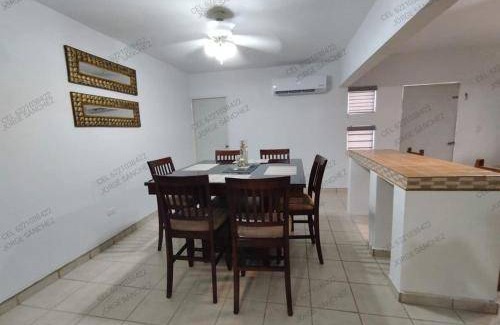 San Carlos House | 215 m² House ∙ 3 bedrooms ∙ 12 guests