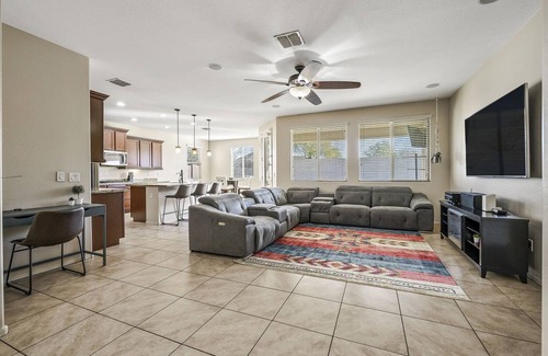 South Mountain House | 234 m² House ∙ 4 bedrooms ∙ 8 guests
