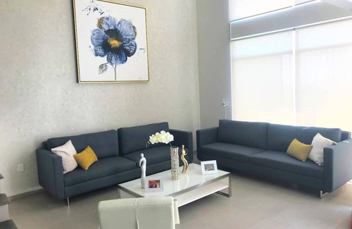 El Marques House | 250 m² House ∙ 3 bedrooms ∙ 6 guests