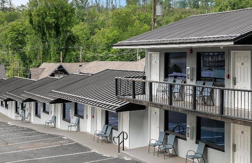 Gatlinburg Hotel | 28 m² Hotel ∙ 4 guests