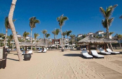 Zona Hotelera Resort | 296 m² Resort ∙ 127 guests