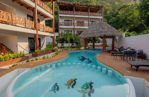 Troncones Hotel | 32 m² Hotel ∙ 6 guests