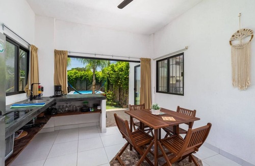 San Francisco House | 4 by 4 means 8 is great in San Pancho