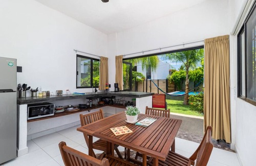 San Francisco House | 4 by 4 means 8 is great in San Pancho