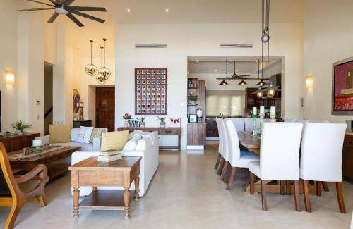 Bucerias House | 400 m² House ∙ 4 bedrooms ∙ 12 guests