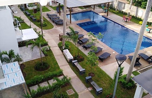 Cerritos House | 401-B
