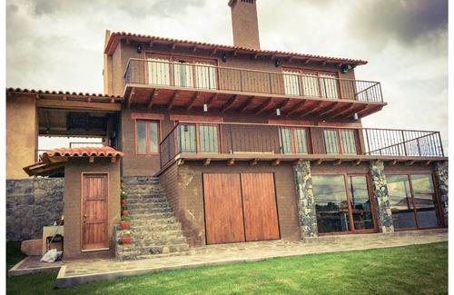 Tapalpa House | 450 m² House ∙ 4 bedrooms ∙ 12 guests
