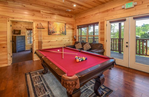 Gatlinburg House | 454 m² House ∙ 9 bedrooms ∙ 28 guests