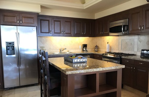 Paraiso Escondido Villa | 5-STAR VILLA IN MONTECRISTO ESTATES