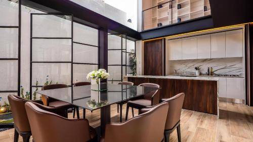 Romantic Zone House | 500 m² House ∙ 3 bedrooms ∙ 6 guests