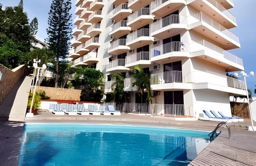 Caleta Hotel | 53 m² Hotel ∙ 127 guests