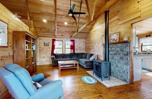 South China Cabin | 56 m² Cabin ∙ 2 bedrooms ∙ 6 guests