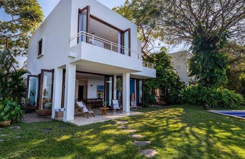 Las Lomas Villa | 600 m² Villa ∙ 8 bedrooms ∙ 16 guests