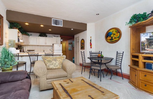 Ferrocarrilera Condo | 67 m² Condo ∙ 1 bedroom ∙ 4 guests