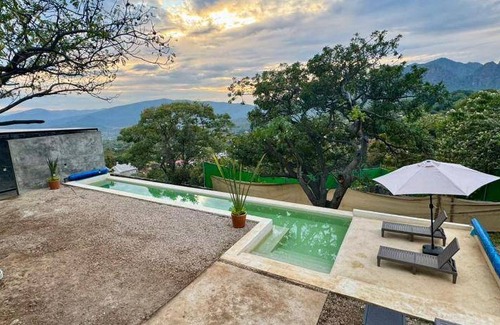 Tepoztlan Cabin | 70 m² Lodge ∙ 4 guests